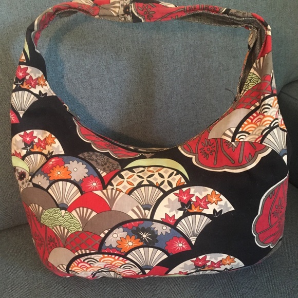 Colorful Zippered Handbag - Picture 2 of 5